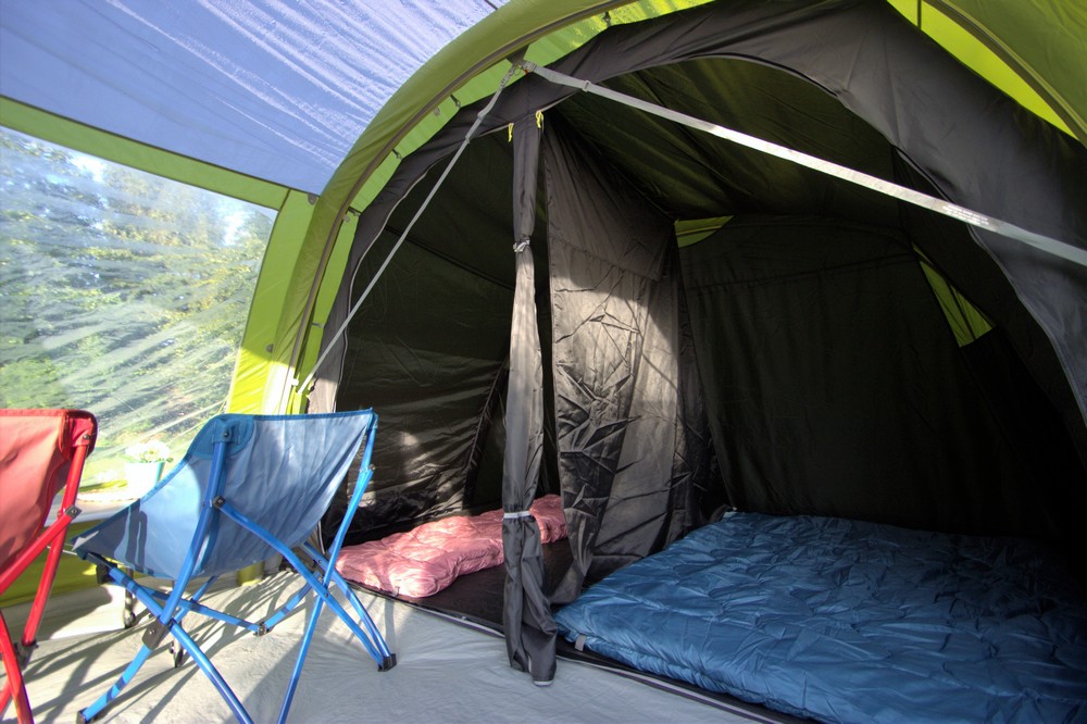 A Guide to Blackout Tent Bedrooms - What is the best blackout tent?